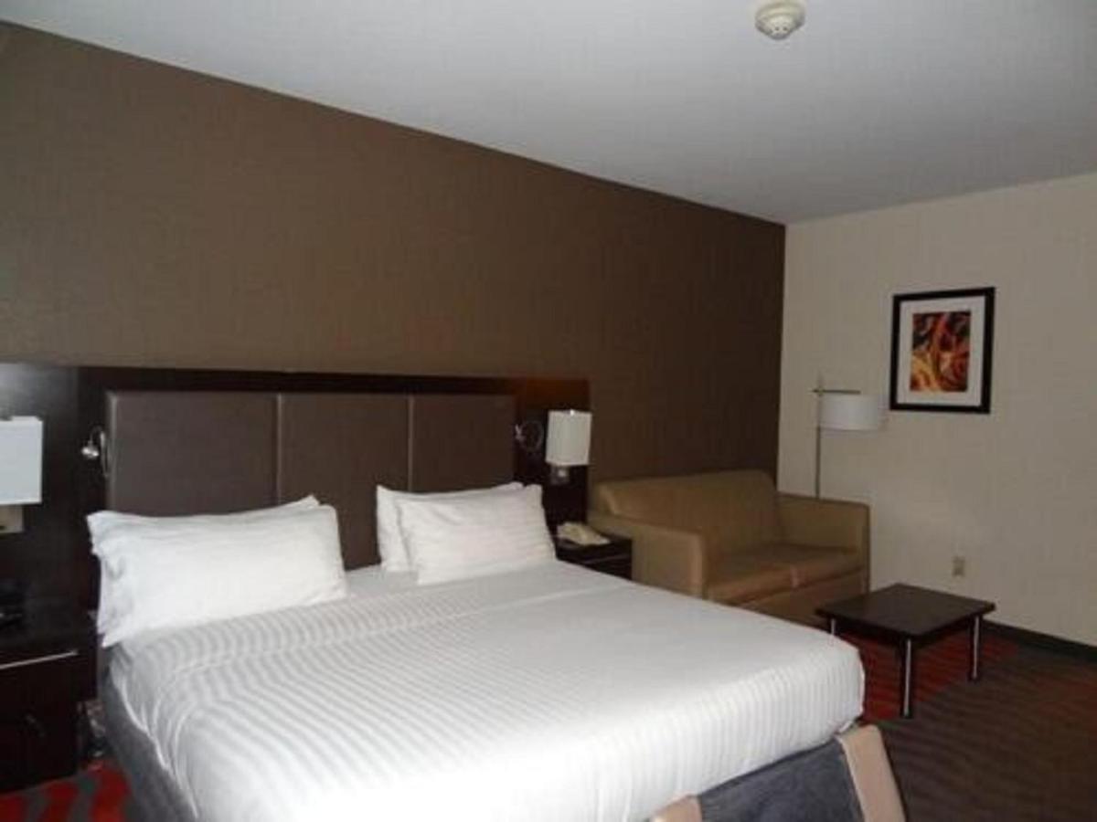 Holiday Inn Express Hotel & Suites Columbus Southeast Groveport By Ihg Exteriör bild