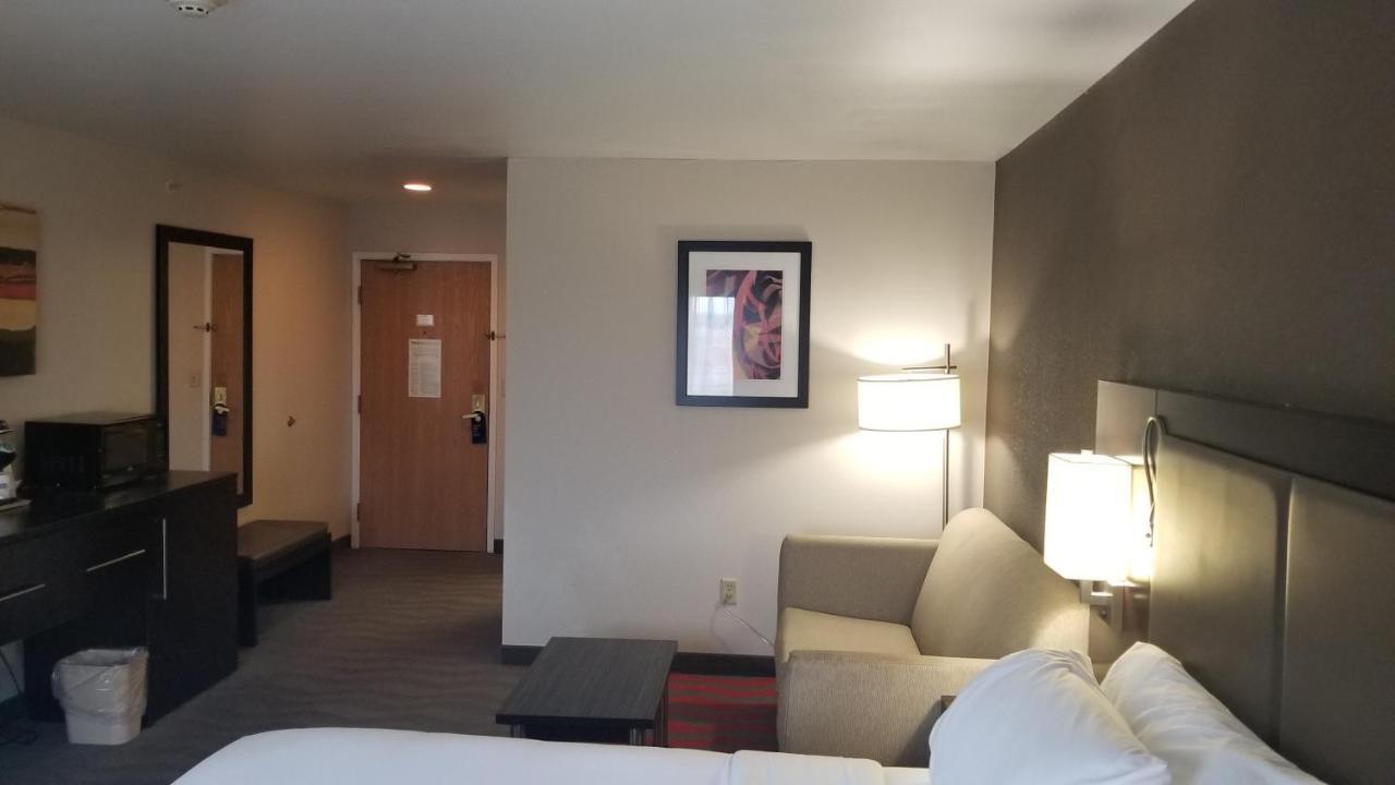 Holiday Inn Express Hotel & Suites Columbus Southeast Groveport By Ihg Exteriör bild