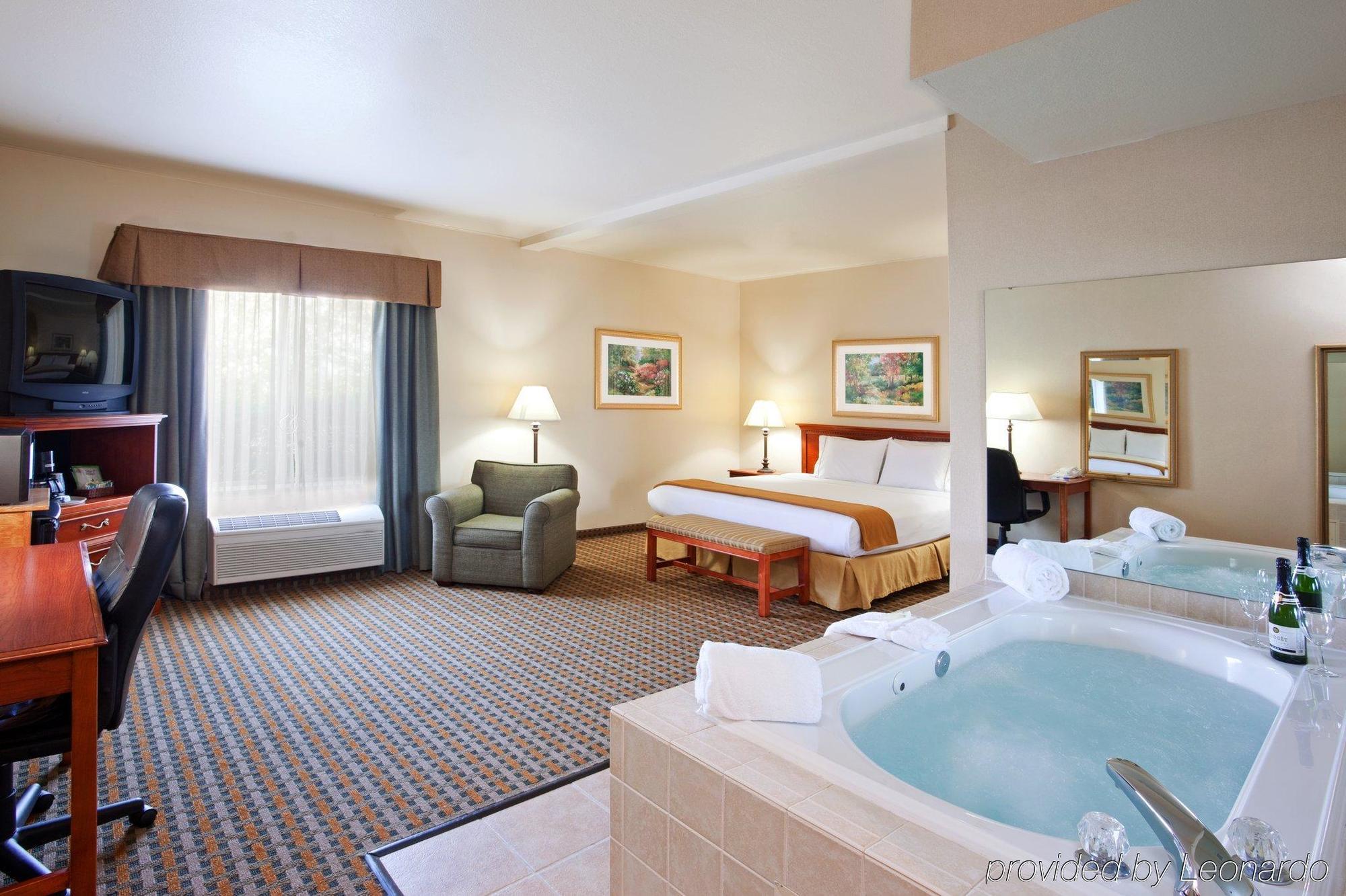 Holiday Inn Express Hotel & Suites Columbus Southeast Groveport, An Ihg Hotel Rum bild