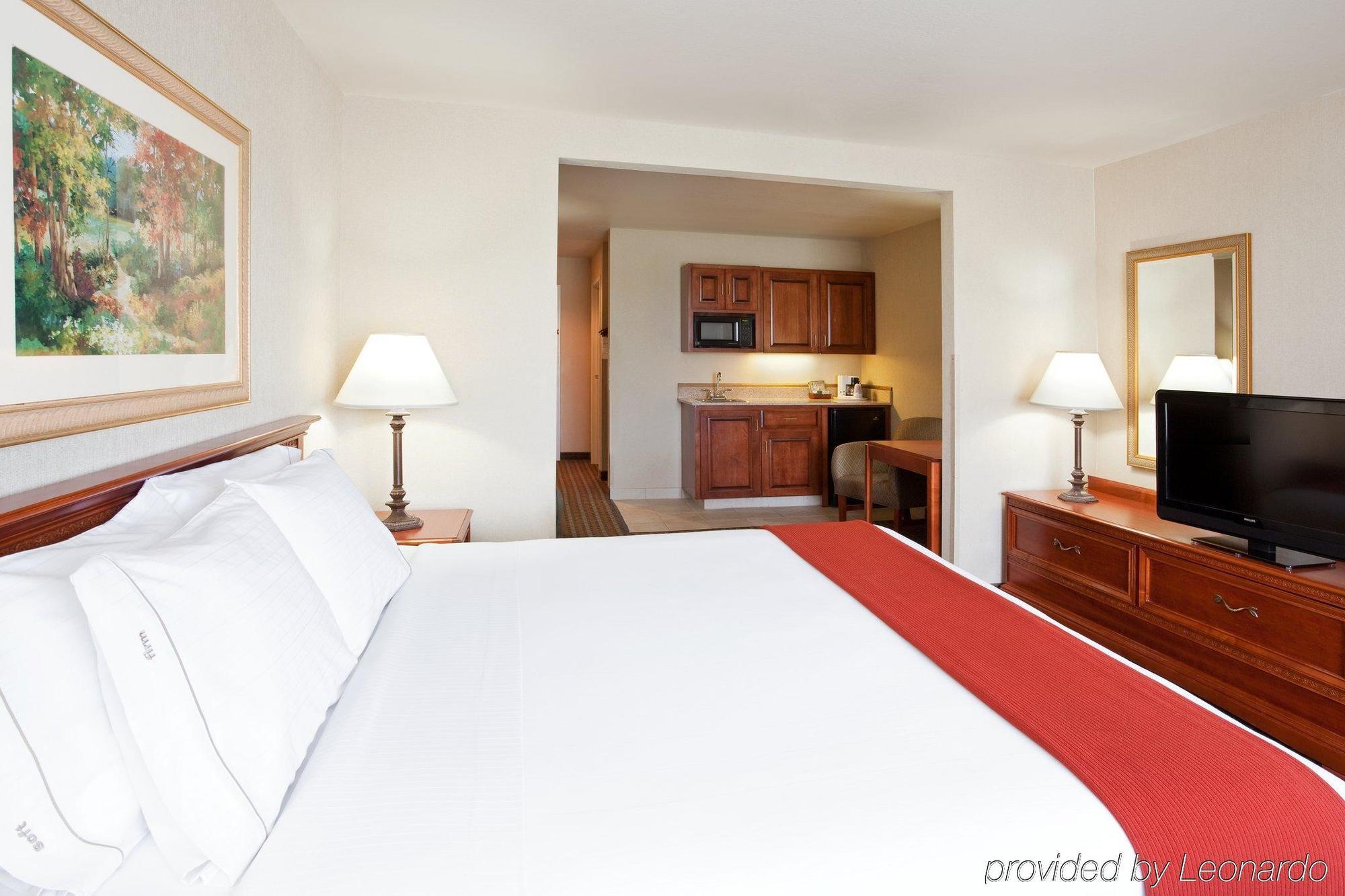Holiday Inn Express Hotel & Suites Columbus Southeast Groveport By Ihg Exteriör bild