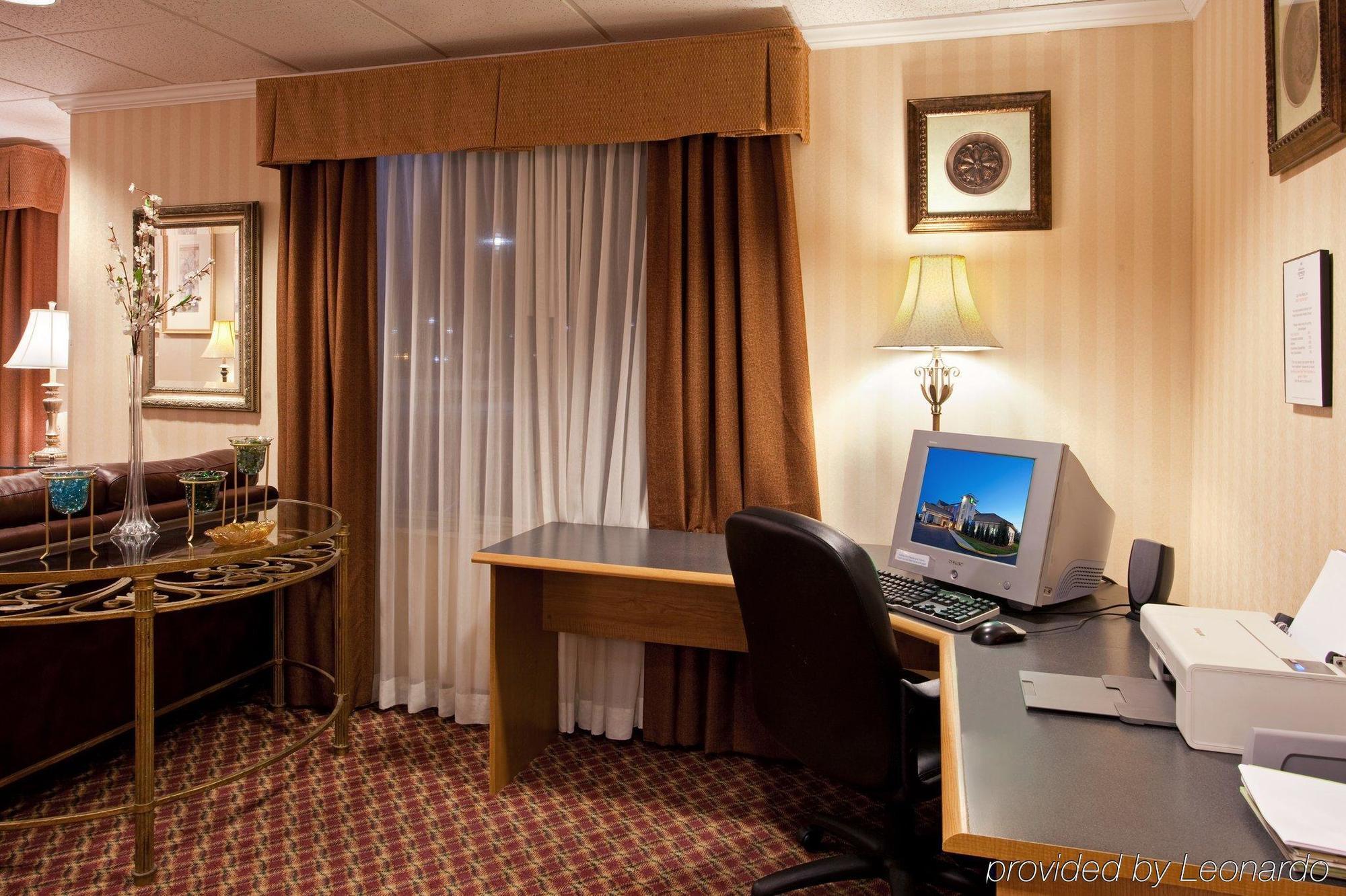 Holiday Inn Express Hotel & Suites Columbus Southeast Groveport By Ihg Exteriör bild
