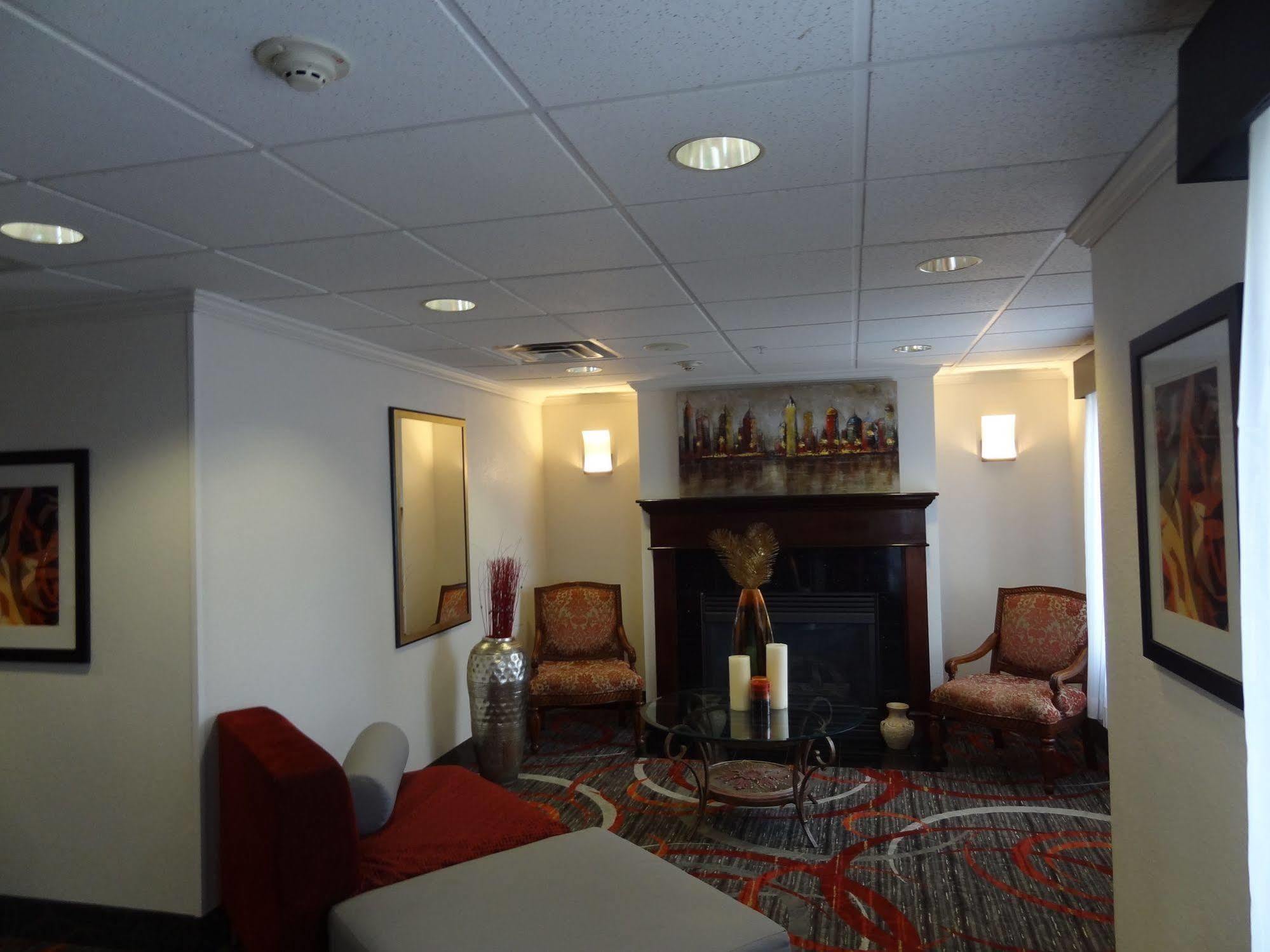 Holiday Inn Express Hotel & Suites Columbus Southeast Groveport By Ihg Exteriör bild